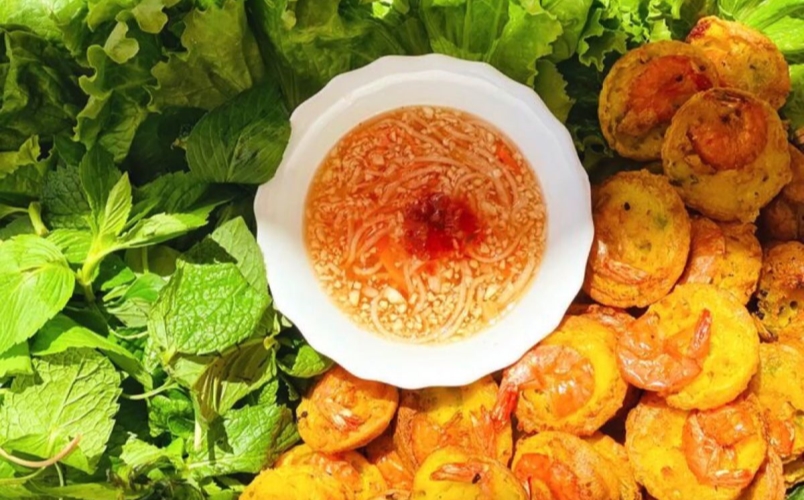 Khám phá bí quyết giữ trọn vị biển trong bánh khọt Cô Ba Vũng Tàu
