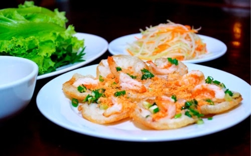 Quán bánh khọt ngon Vũng Tàu đông khách được dân địa phương gợi ý