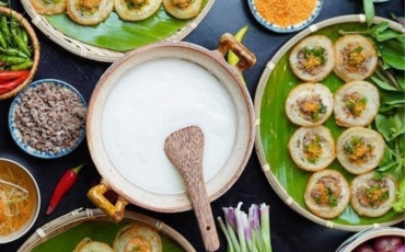 Review chi tiết: Bánh khọt có gì đặc biệt mà ai cũng mê? 